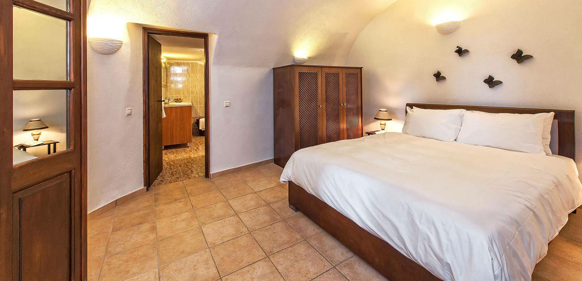 Nereids Villa Santorini Megalochori  Dış mekan fotoğraf